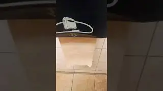 2012 Kimberly Clark automatic paper towel dispenser @ QFC in North bend WA...