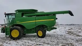 2013 John Deere S660 STS Combine - Selling on BigIron Auctions - Jan. 20, 2021