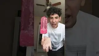 Probando HELADOS RAR0S🍦😫🌈 | Leo Study