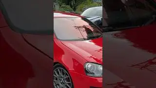 Red Chameleon windscreen Tint - Volkswagen Golf MK5 GTI 30 Edition
