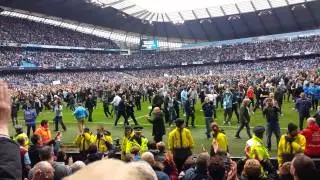Man City fans appreciating West Ham fans 11/5/2014