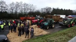 Col&egrave;re des agriculteurs: de nombreux axes bloqu&eacute;s