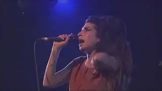 Amy Winehouse - He Can Only Hold Her live @ Benicassim Festival, Spain | July 22, 2007 - HD
