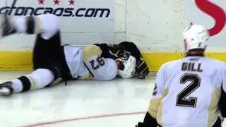 24/7 Penguins Capitals: Interview w/ Penguins' Sidney Crosby & Max Talbot (HBO)