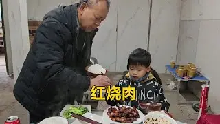 三哥最近變成廚夫了，小湯圓想吃什麼都能滿足他，廚藝不錯哦【農人家三嫂】