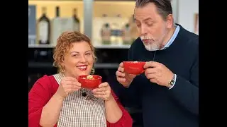 2 Chiacchiere in cucina - 1220 - Tronchetto di Natale salato - Cappelletti in salsa verde