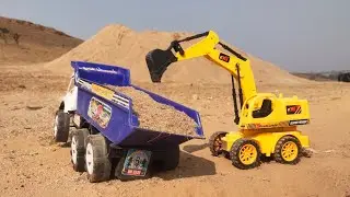 JCB Loading Sand Into Mahindra Truck Jhon Dear Tractor Live Accident 