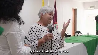 EL LIBRO ROJO: PRIMERAS P&Aacute;GINAS DE UN LIBRO BLANCO