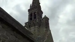 Poullan-sur-mer (29): Pl&eacute;num de l'&eacute;glise Saint-Cadoan