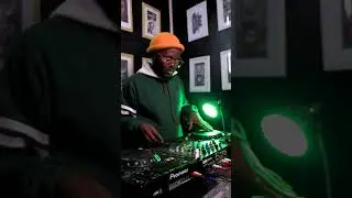 Practice || Freestyle #funky #dj #djscratch #djskills #hiphop #starmaxDjAcademy