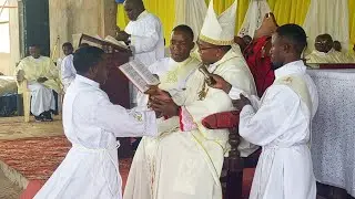 MASHEMASI WATEULE WALA KIAPO CHA UTII MBELE YA Askofu Joseph R. Mlola (ALCP/OSS) JIMBO LA KIGOMA.