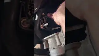 2003 - 2008 Toyota Corolla Throttle body cleaning