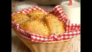 Cherry Cheesecake Pie Bites