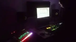 dubious source - live control (HWJ Bass)