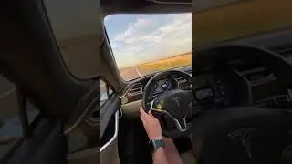 Pазгон до 100 км/ч за 3.7с  Tesla Model S p85d