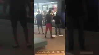 Mall fight 🤣🤣🤣
