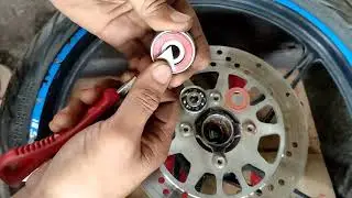 Mengganti Laher/Bearing Roda Depan Jupiter MX