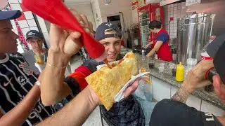 AQUELE PASTEL MARAVILHOSO NO BRAS - GOSTOSO DE MAIS