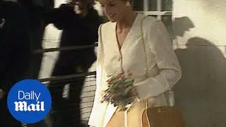 Princess Diana wears Versace bag at The Savoy in 1993 - Daily Mail