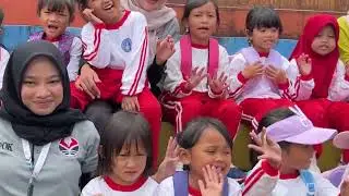 Perpisahan kelompok p2mb gizi upi dengan anak-anak desa ciater