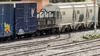 EMD(Progress Rail?) Leader(yay!)