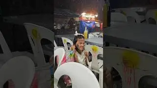 такая холодная и голодная бабушка