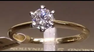 #76522 | T0.51ct | Round Brilliant Solitaire, 6 platinum claw setting, set in Yellow Gold