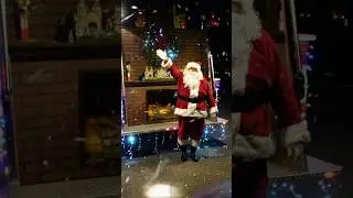 Santa delivers gifts to neighborhood kids in a Christmas themed fire-truck! 🎄🚒🎅 #christmas #santa