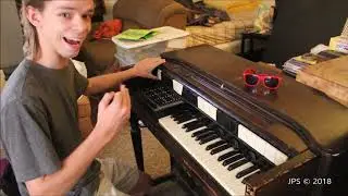 Rare Hammond Chord Organ  Available on Craigslist for $125.00 Cheap Deals