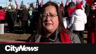 United Nurses of Alberta rally across province for frontline health care workers