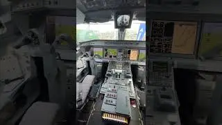 The E2 cockpit in Paris 😍