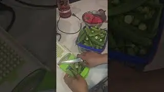 Cooking  Okra soup Ella.