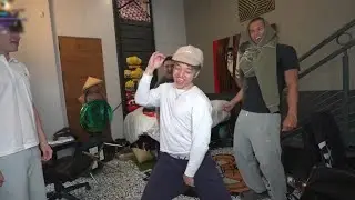 Jason, Marlon, Lacy & Santi Hit The Dougie!