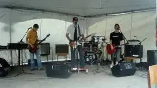 B&ouml;B - Another Brick In The Wall Part 2 (Pink Floyd Cover)