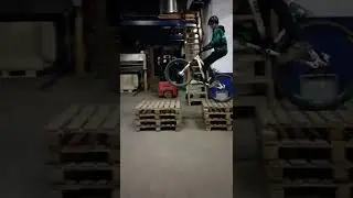 Back wheel hop into Manuel