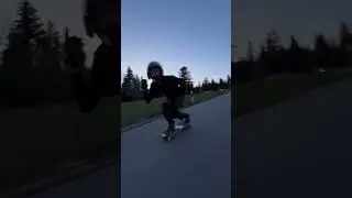 Sunset downhill runs 🇨🇭 #vibes #longboard #skateboarding #extreme #speed
