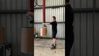 Vacuum Lifter for Rotating Barrels