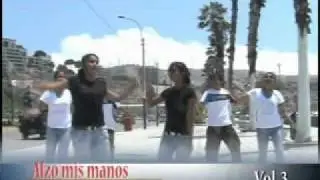 ♫ ♪Libertad Divina♫ ♪-Alzo mis manos