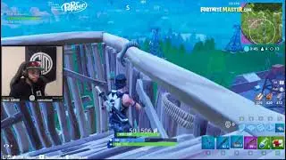 STREAMERS REACT TO FEMALE RAVAGE SKIN
