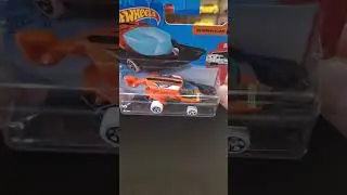 Hot Wheels Sky Boat