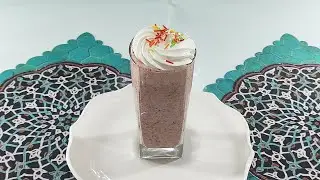 Chocolate Cherry Milkshake | An easy dessert in just 2 minutes