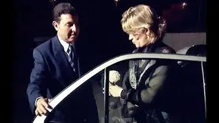 هاني شاكر كواليس حفل مهرجان سوسة  2000 ♣  بحضور زوجته و اولاده