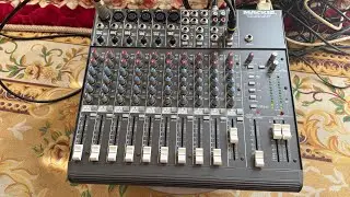 Mixer bãi mackie 1402vlz made in USA 