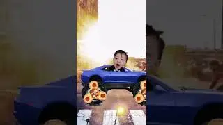 Lol random vid and fidget spinner made out of pizza see it on tik tok your self channel fgteev