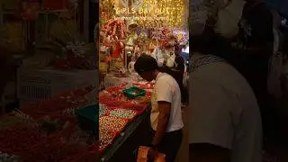 Broadway shopping 🎅 #viral #trending #shorts #beuniquewithseena