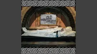 Aig Bothwell thuit na Draoidhean