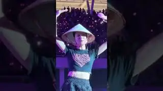 Cute face.. Mad abs.. #jisoo #jisooblackpink #blackpink #shorts