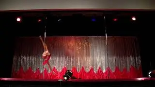 Pole dancing performance - Lana del rey - video games.
