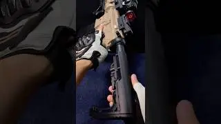 This is a sand-colored M416 toy gun with a laser.#gelblaster #airsoftcqb #toys