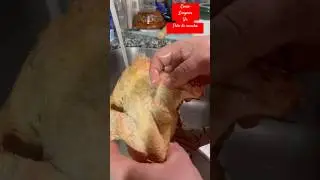 F&aacute;cil manera de limpiar una gallina criolla #youtube #pollo #criollo #gallina #foryoupage #parati